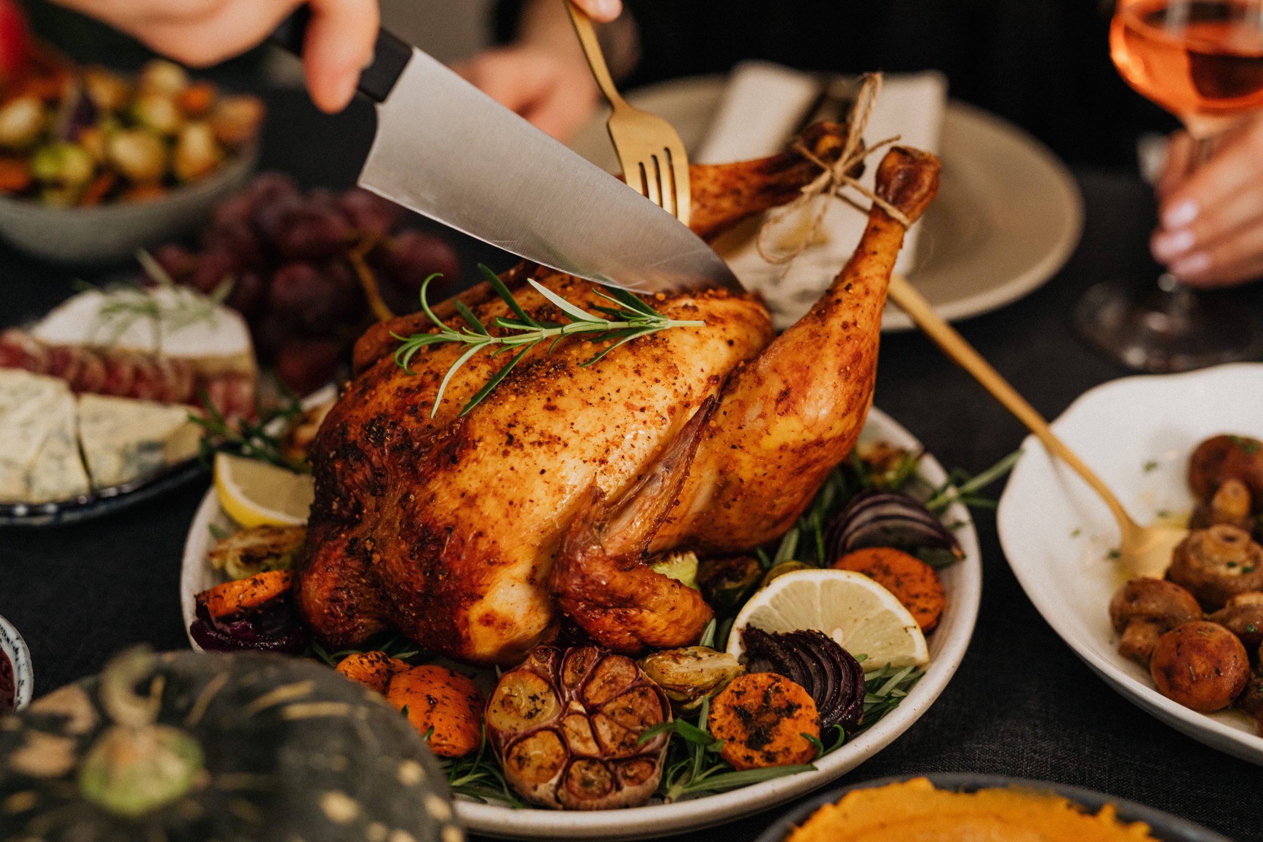 Die perfekte Weihnachtsgans mit Rotkohl und Brezn-Gugelhupf